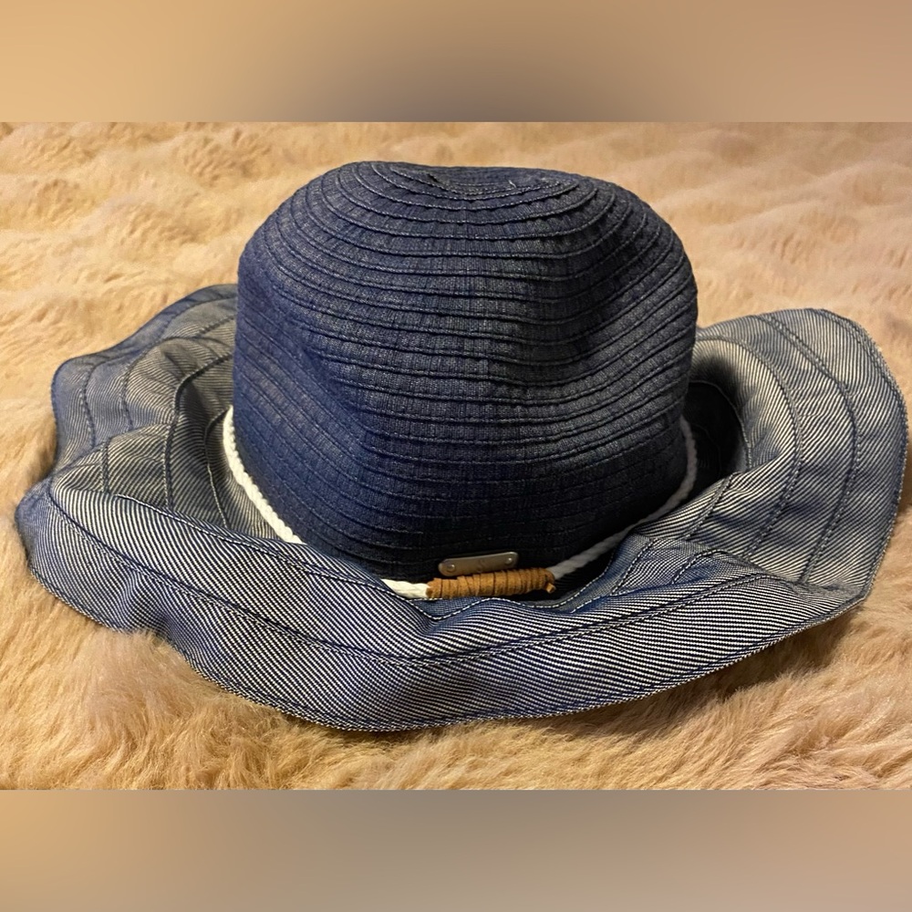 Dan Diego Hat Company woman’s sun hat